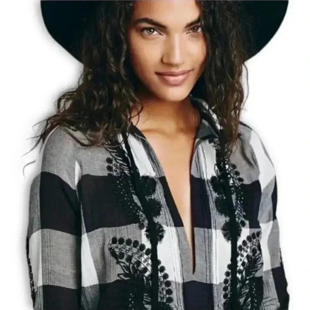 Free People Embroidered & Beaded Buffalo Plaid Gauze
Long Sleeve Tunic Top Sz S - Picture 12 of 13